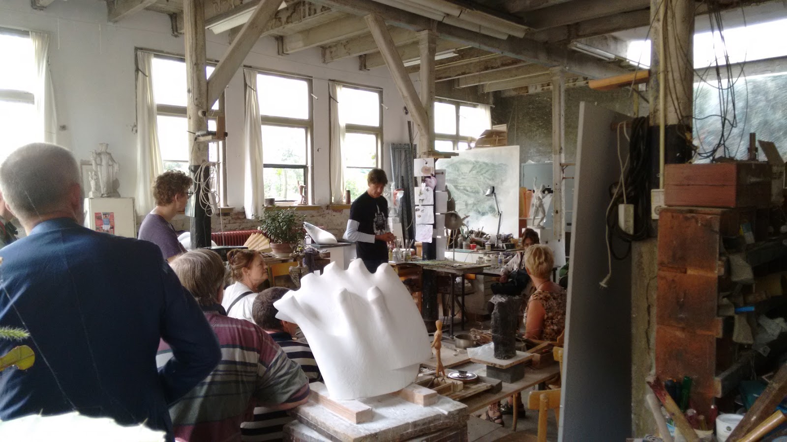 Het atelier van Mieke Kleinendorst was ooit de beeldhouwerswerkplaats van Hildo Krop.