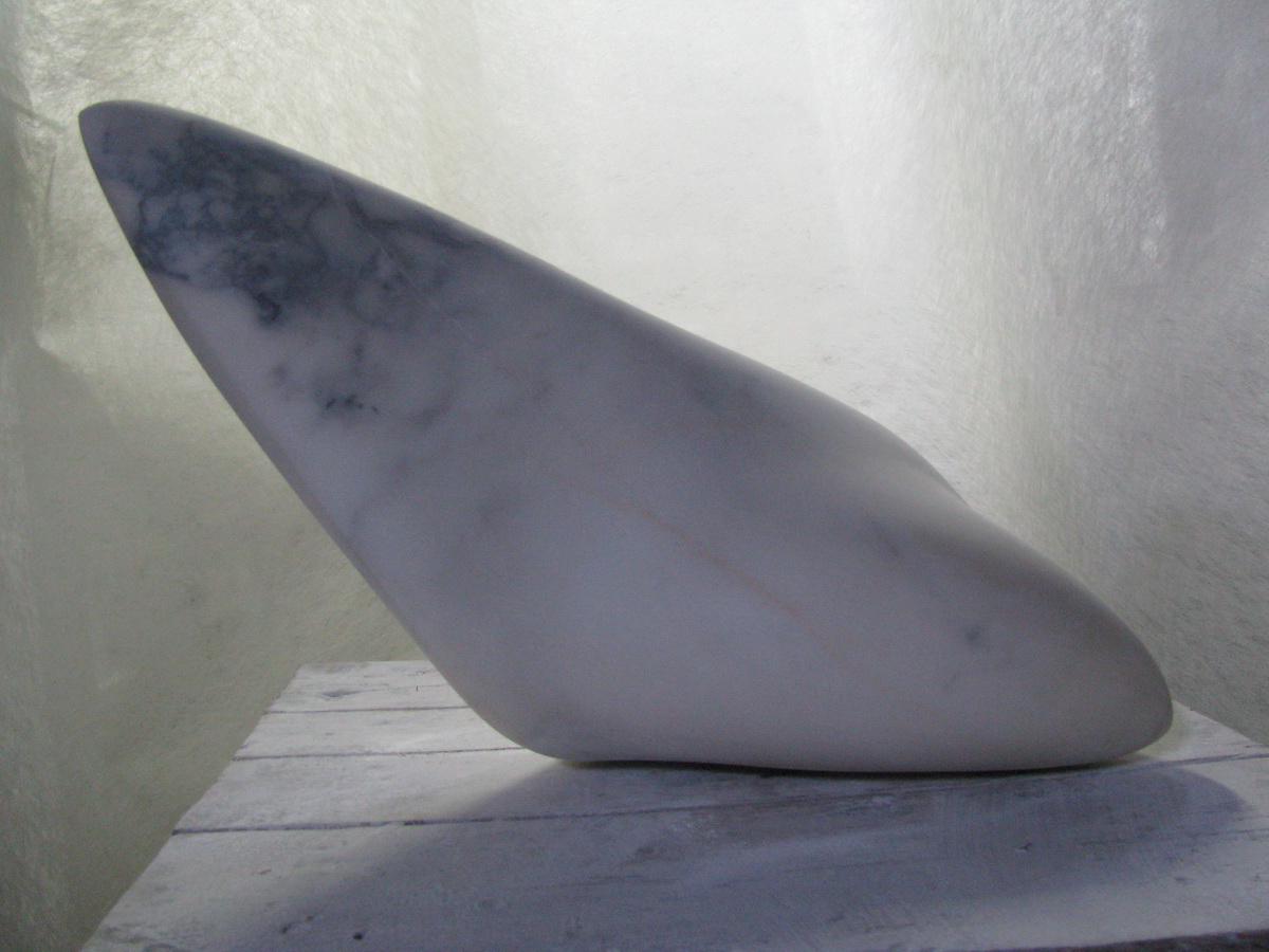 Schrijlings, 2010-2014, marmer (fantastico), 34x55x43